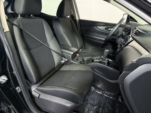 Used 2021 Nissan Rogue Sport S AWD/4WD image 14