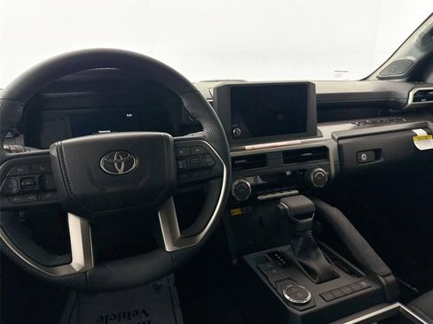 New 2026 Toyota Tacoma SR5 image 33