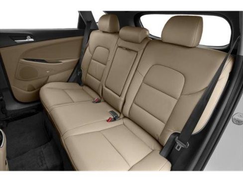 Used 2021 Hyundai Tucson Limited FWD image 16