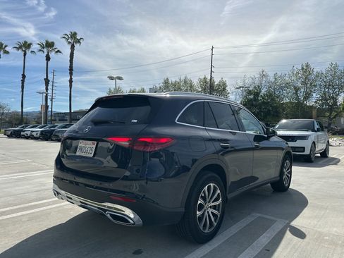 Used 2024 Mercedes-Benz GLC 300 image 3