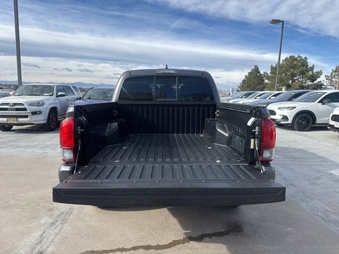 Used 2019 Toyota Tacoma SR image 27