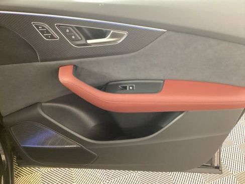 New 2026 Audi SQ8 Prestige image 21