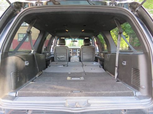 Used 2015 Ford Expedition EL XLT image 24