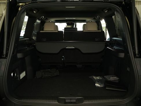 Used 2026 Lexus GX 550 w/ Accessory Package (32) image 26