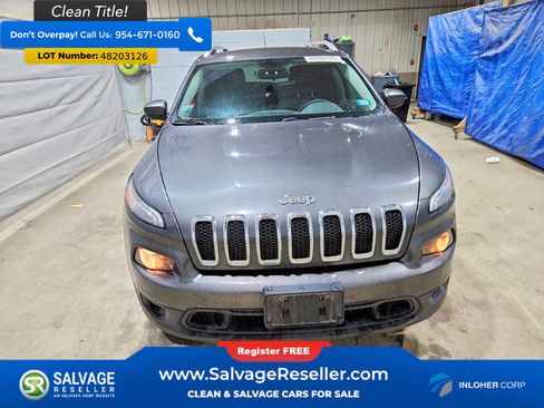 Used 2016 Jeep Cherokee Latitude w/ Cold Weather Group AWD/4WD image 7