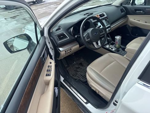 Used 2016 Subaru Outback 2.5i Limited image 11