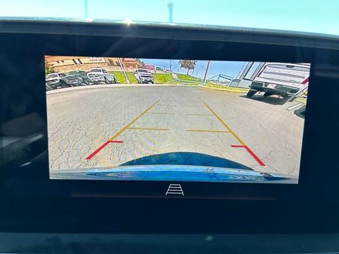 Used 2024 Buick Envista Avenir FWD image 30