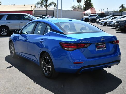 Used 2025 Nissan Sentra SV FWD image 6