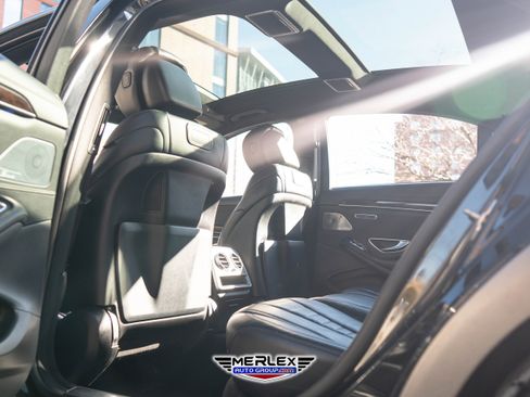Used 2019 Mercedes-Benz S 560 560 4MATIC image 18