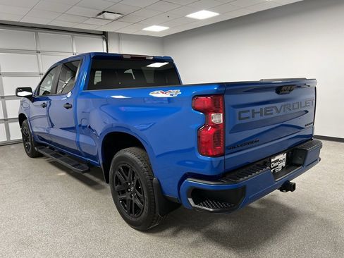 Used 2023 Chevrolet Silverado 1500 Custom w/ LPO, Dark Essentials Package image 10
