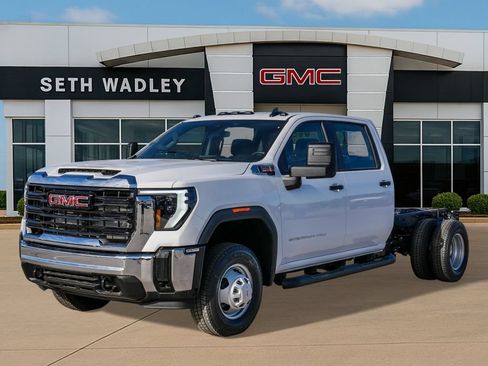 New 2026 GMC Sierra 3500 Pro AWD/4WD image 33