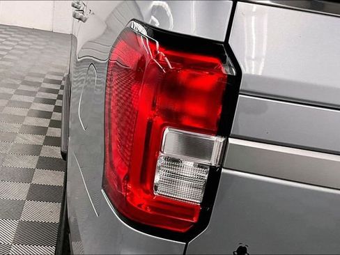Used 2024 Ford Expedition Max XLT image 36