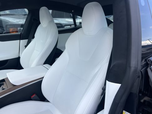 Used 2024 Tesla Model S AWD/4WD image 16