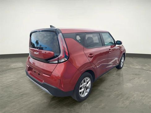 Used 2024 Kia Soul LX w/ Option Group 015 image 5