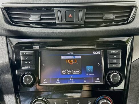 Used 2020 Nissan Rogue Sport S w/ Appearance Package AWD/4WD image 12