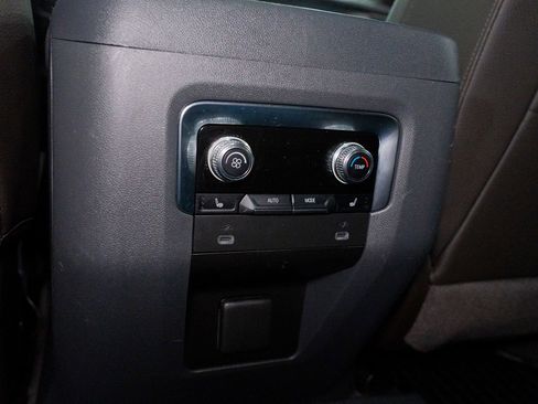 Used 2022 GMC Yukon Denali image 29