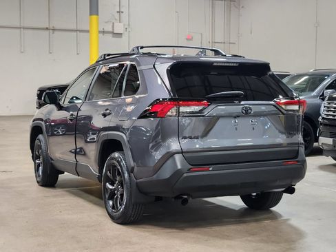 Used 2023 Toyota RAV4 XLE FWD image 6
