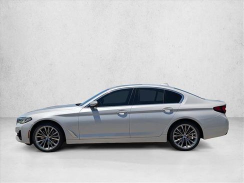 Certified 2023 BMW 530i w/ Premium Package RWD image 8