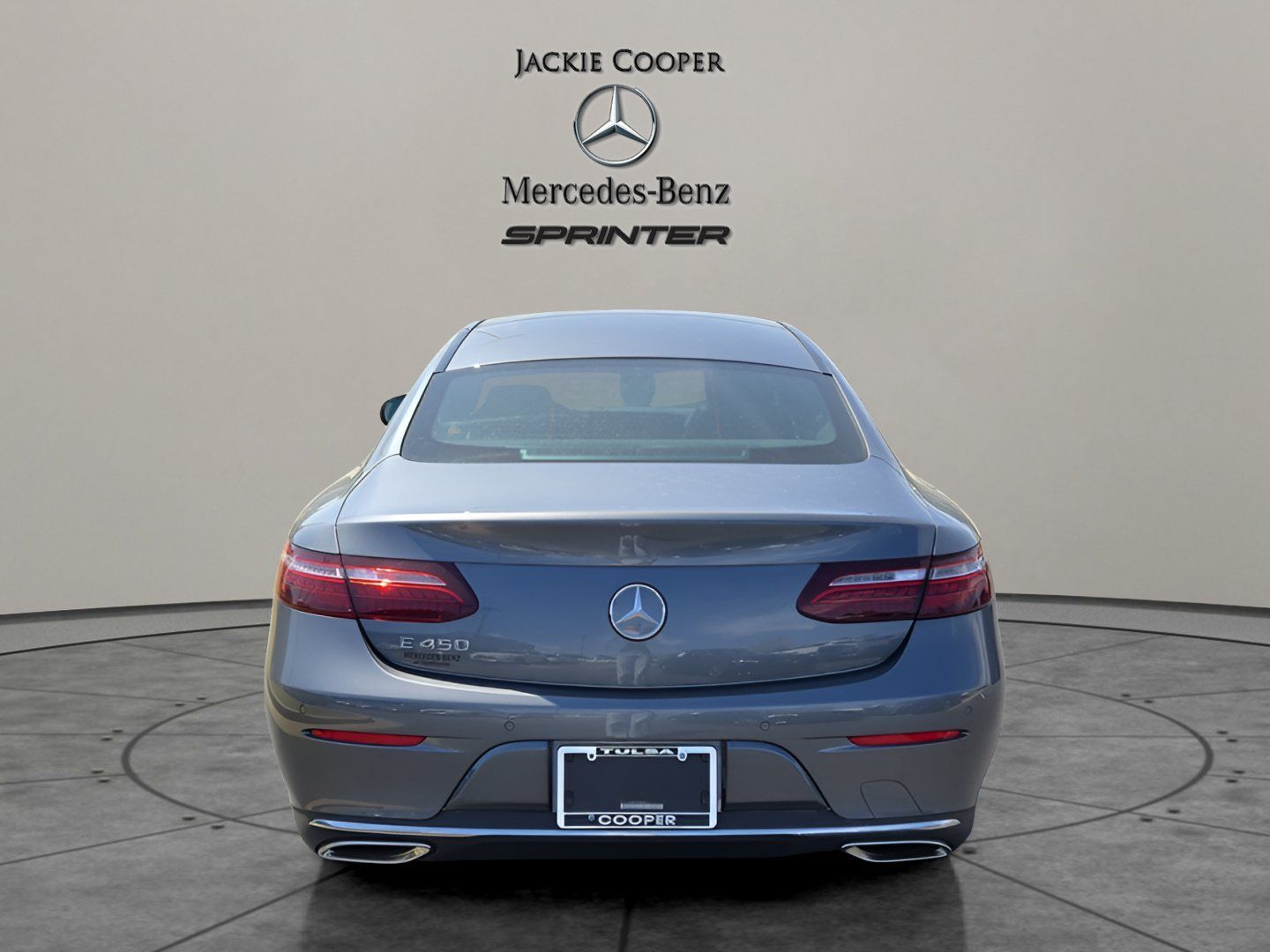Used 2023 Mercedes-Benz E 450 Coupe image 4