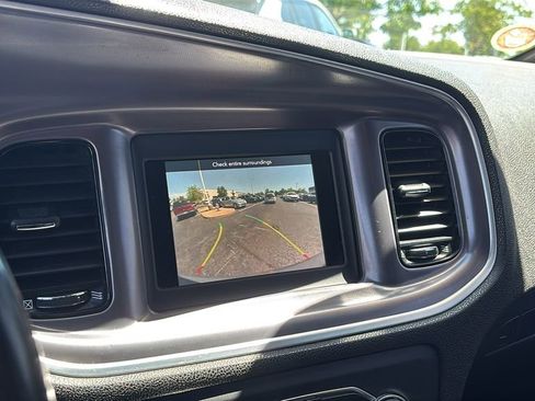 Used 2019 Dodge Charger SXT w/ Blacktop Package RWD image 22