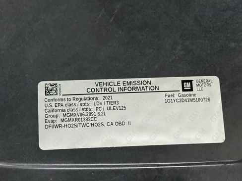 Used 2021 Chevrolet Corvette Stingray Premium Cpe w/ Z51 Performance Package image 43