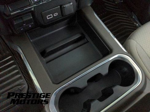 Used 2023 GMC Sierra 3500 SLE w/ SLE Convenience Package AWD/4WD image 21
