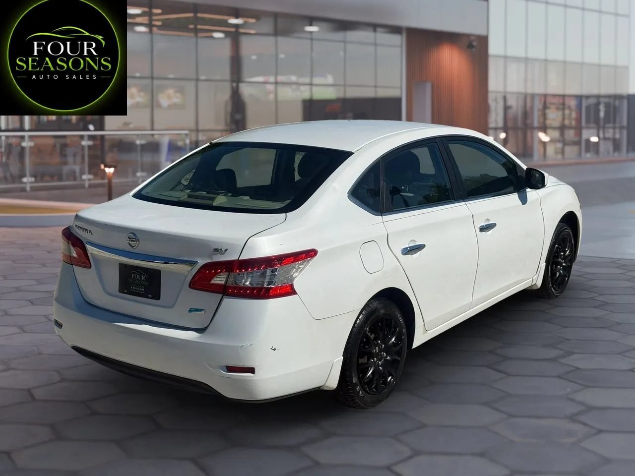 Used 2014 Nissan Sentra SV FWD image 3