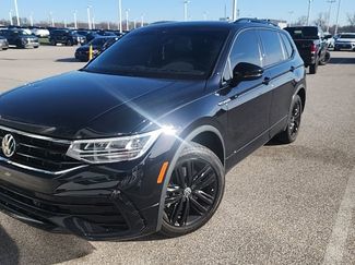 Used 2022 Volkswagen Tiguan SE R-Line video 1