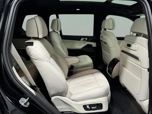 New 2026 BMW X7 xDrive40i w/ M Sport Package image 13