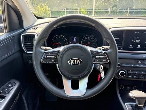 Used 2022 Kia Sportage LX FWD image 19
