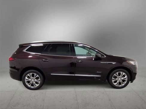 Used 2021 Buick Enclave Avenir w/ Avenir Technology Package image 9