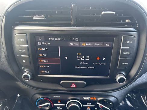 Used 2024 Kia Soul LX w/ Option Group 015 image 16