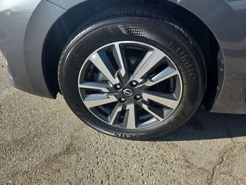 Used 2025 Nissan Versa SV FWD image 23