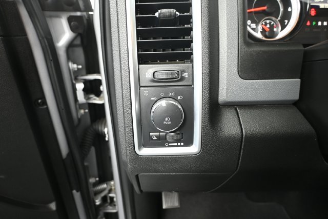 Used 2019 RAM 1500 Warlock AWD/4WD image 24