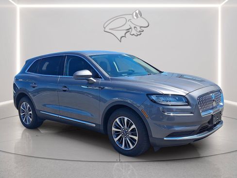 Used 2021 Lincoln Nautilus AWD w/ Equipment Group 101A image 6