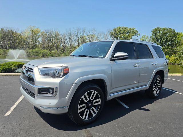 Used 2022 Toyota 4Runner Limited AWD/4WD image 18
