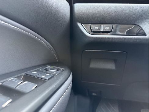 Used 2025 Lexus NX 250 AWD w/ Cold Area Package image 18