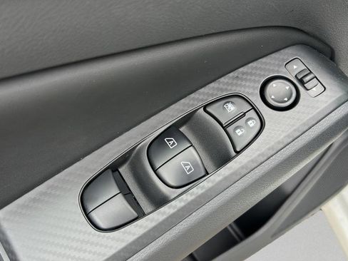 New 2026 Nissan Altima 2.5 SV FWD image 10