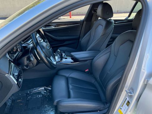Used 2019 BMW 530i w/ Convenience Package image 19