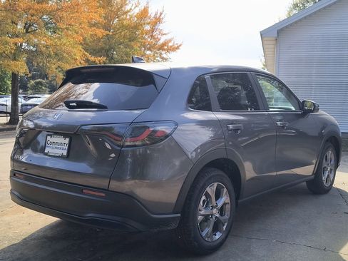 New 2026 Honda HR-V LX image 4