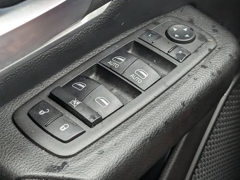 Used 2022 RAM 1500 Big Horn w/ Night Edition RWD image 22
