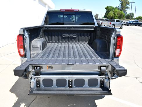New 2026 GMC Sierra 1500 Elevation w/ Elevation Premium Package AWD/4WD image 10