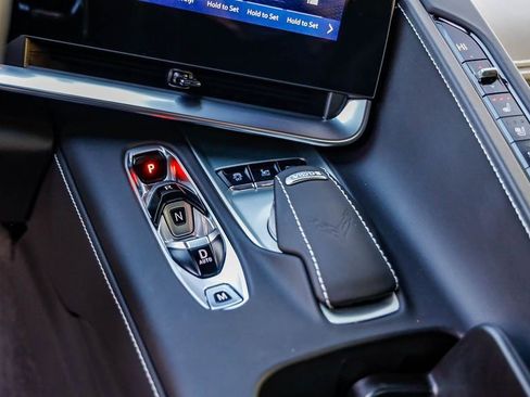 Used 2024 Chevrolet Corvette Stingray w/ Z51 Performance Package image 19