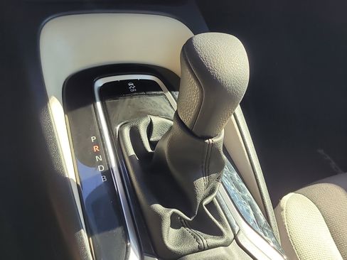 Certified 2025 Toyota Corolla LE image 27