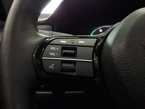 Certified 2025 Honda Accord Touring image 21