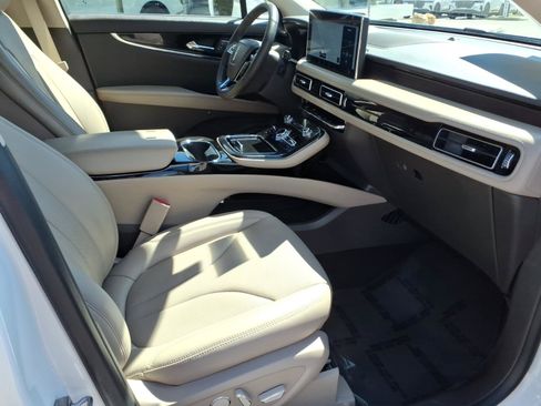 Certified 2022 Lincoln Nautilus Reserve AWD/4WD image 30