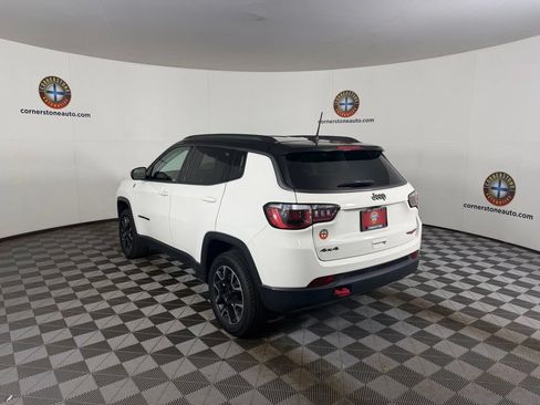 Used 2018 Jeep Compass Trailhawk w/ Leather Interior Group AWD/4WD image 23