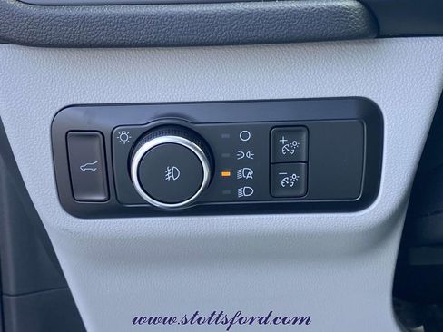 New 2026 Ford Escape Platinum w/ Premium Technology Package AWD/4WD image 19