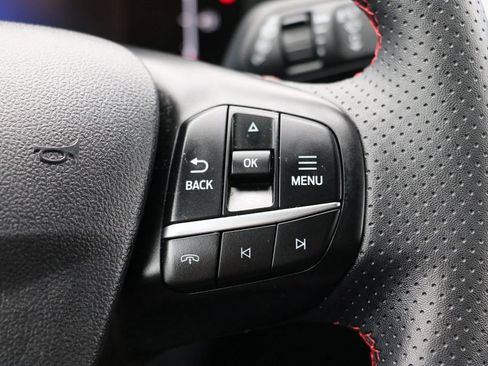 Used 2025 Ford Escape ST-Line image 10