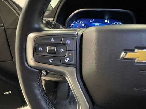 Used 2023 Chevrolet Suburban Premier AWD/4WD image 43